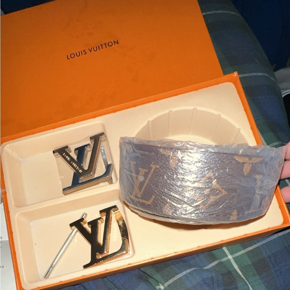 Louis Vuitton belt